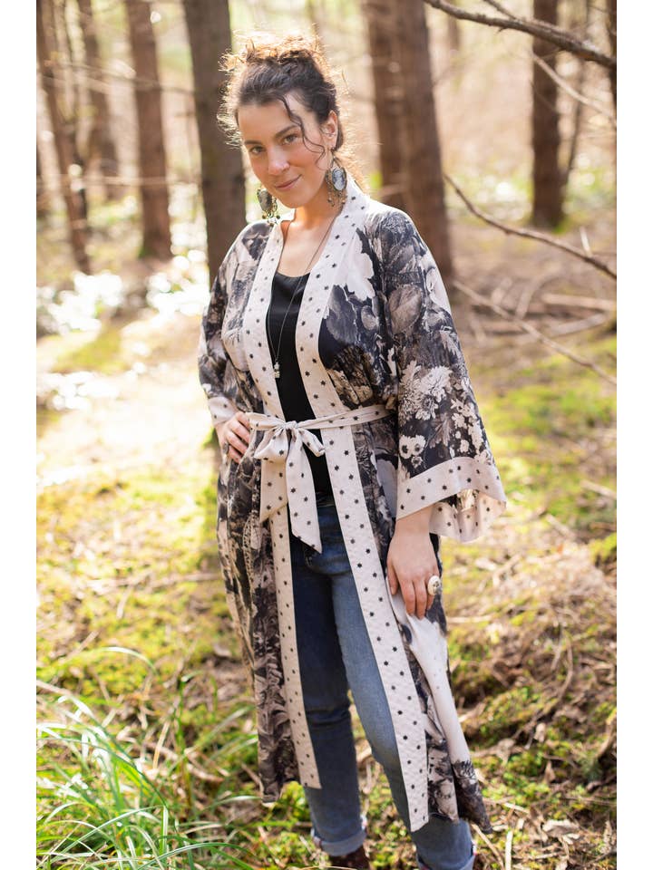 Market of Stars (USA) - Wholesale Kimono - Women's - The Looking Glass Opera Duster Kimono Robe w/ Alice10