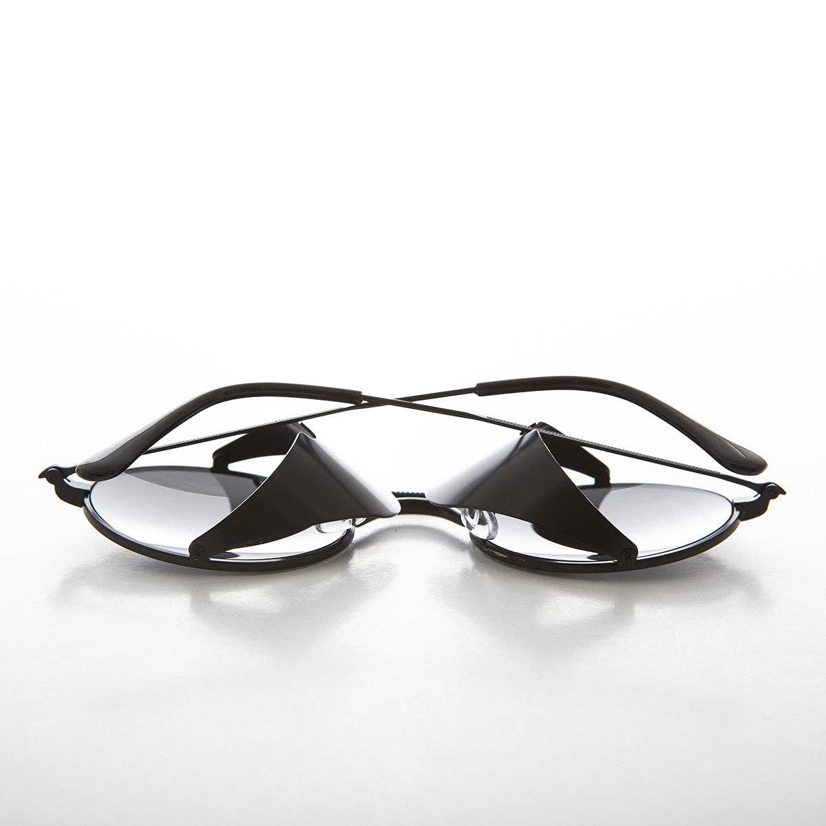 SUNGLASS MUSEUM - Wholesale Sunglasses - Unisex - Black Steampunk Sunglass with Folding Side Shields - Bram 42
