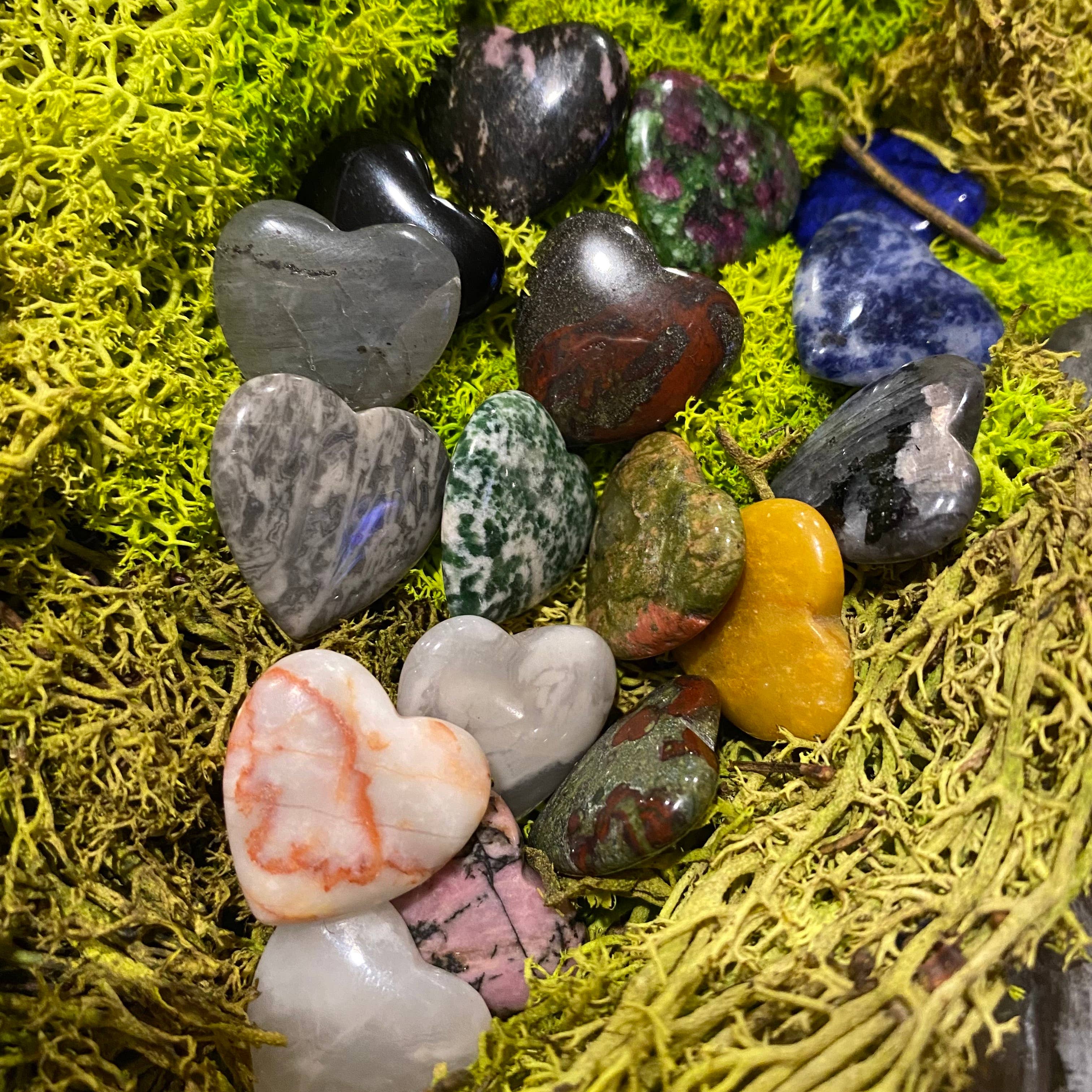 Wax Apothecary - Wholesale Spiritual Stone/Crystal - 💕 Crystal Mini Heart Stone Assortment ❤️💛💚💙💜🖤2