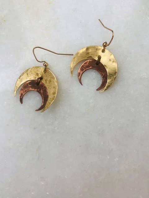 Pendientes de doble luna de metal mixto para venta al por mayor de Weaving Winds