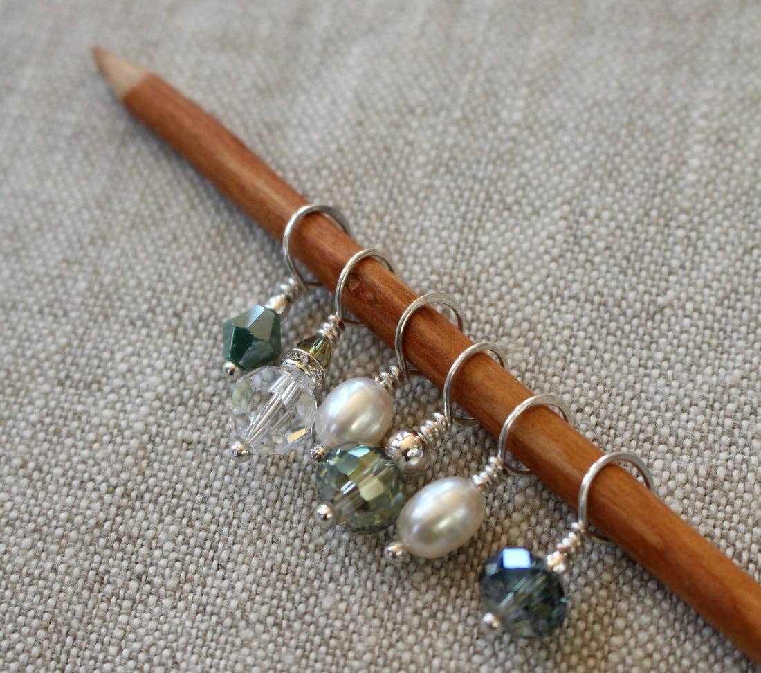NNK Press - Wholesale Knitting/Crochet Supplies - Wool & Wire: Mini Crystal & Pearl Stitch Markers (Set of 6)2