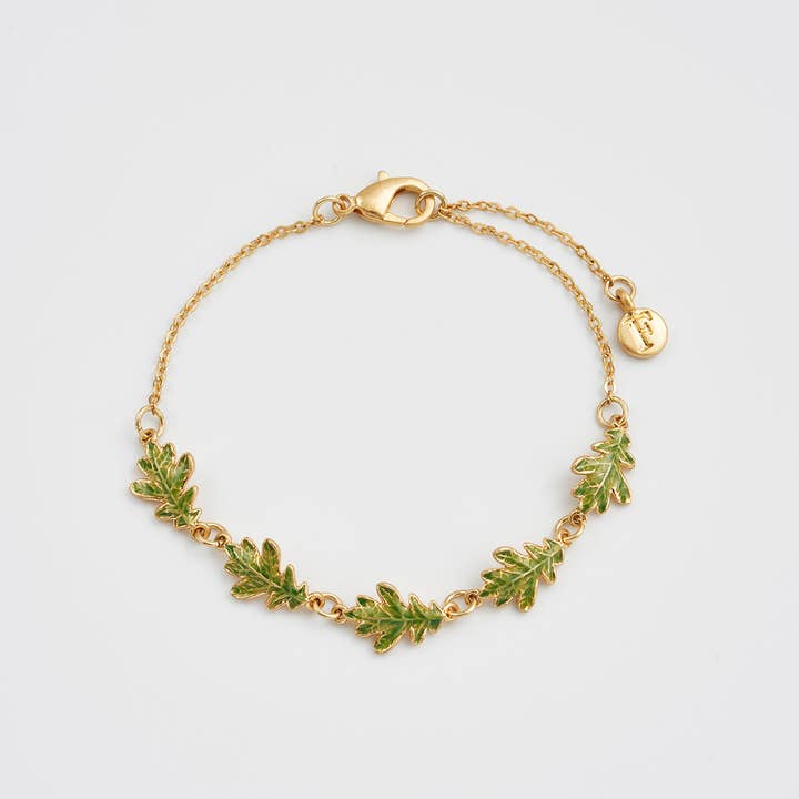 Eikenblad Gouden Armband en andere Eikenhout wholesale inkopen. Gratis retourzendingen en een 60-dagen netto betalingstermijn op Faire.com trends op Faire.