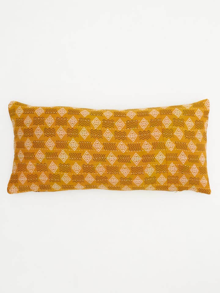 Funda de Cojín Lumbar Kantha - N.º 250207 para venta al por mayor de Anchal