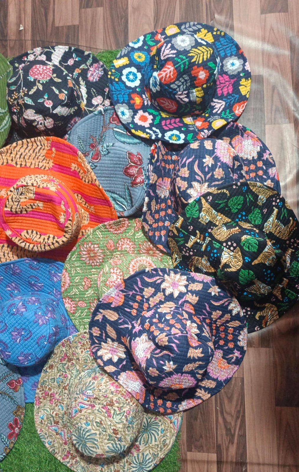 Meghcraft - Wholesale Bucket Hat - Women's - Handmade Cotton Reversible Bucket Hat - Sun Hat Unisex8