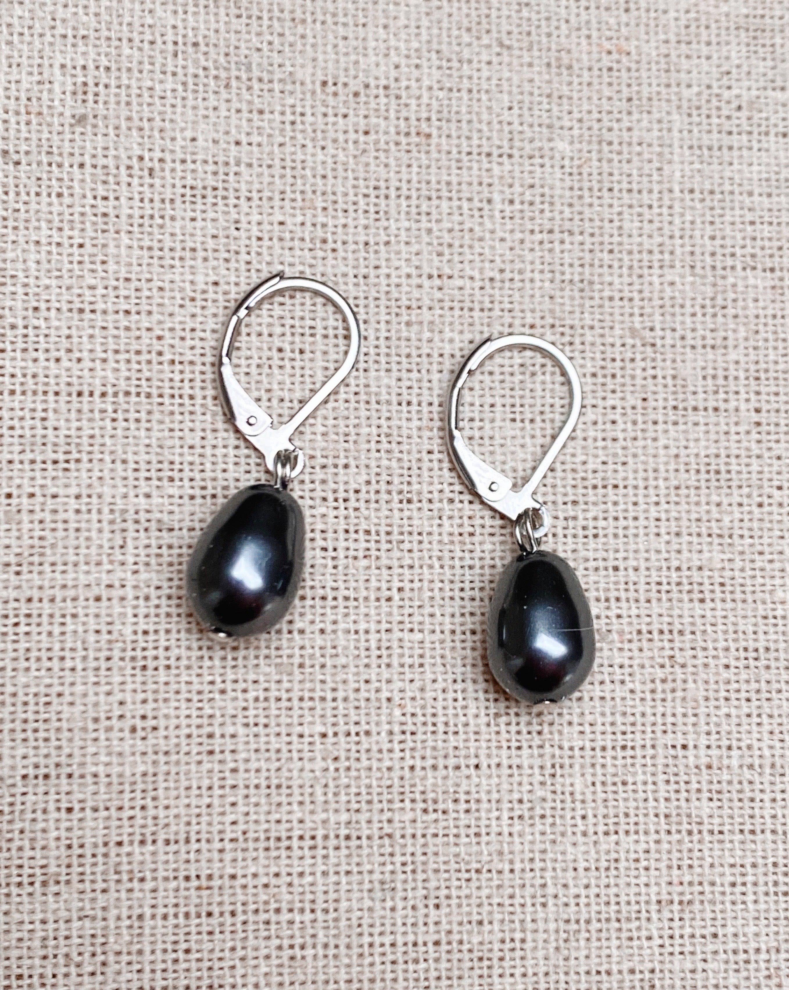 Gracie Rose Designs – Großhandel Ohrhänger – Klassische minimalistische Tropfenohrringe aus Swarovski-Glas3