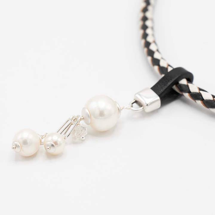 Pearl and Swarovski pendant, silver for wholesale by FATES, style with a story