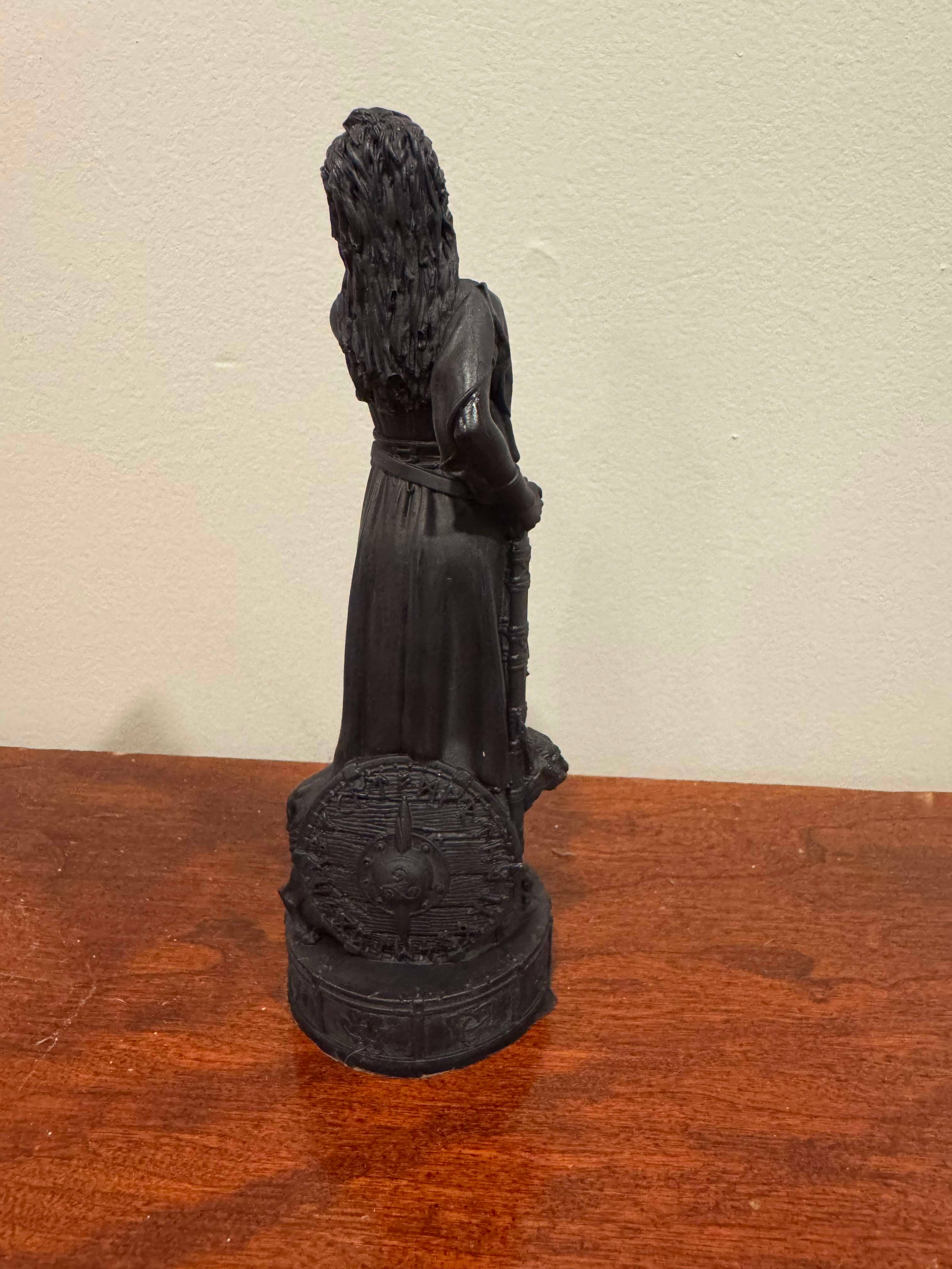 Susan Schomigs Creations - Wholesale Novelty Candle - Freya1