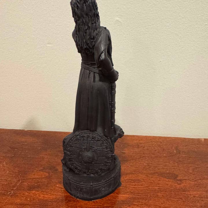 Susan Schomigs Creations - Wholesale Novelty Candle - Freya1