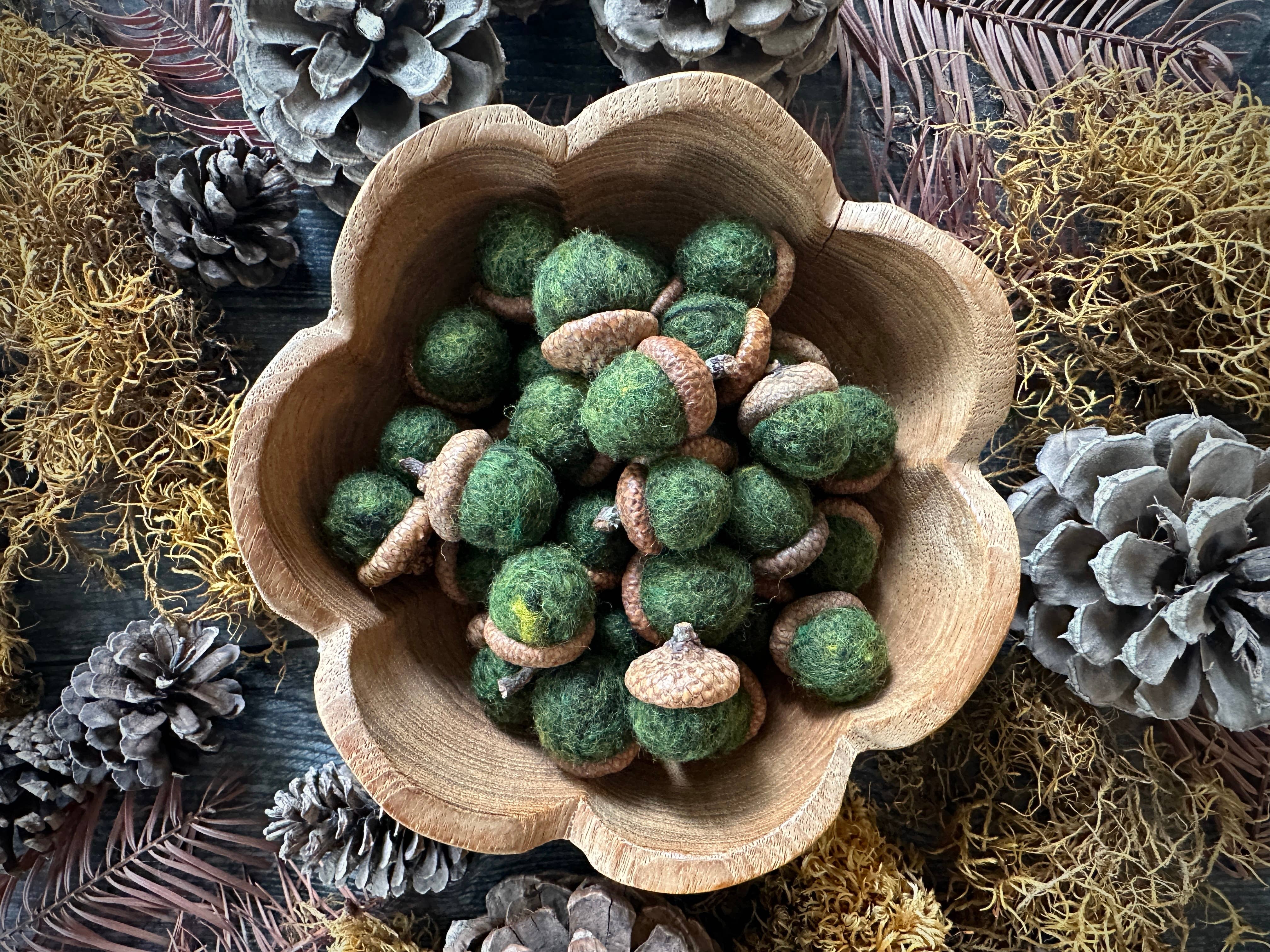 House of Moss - Venta al por mayor Artículo decorativo de mesa - Bellota de lana | Decoración mini de lana afieltrada | 11 colores11
