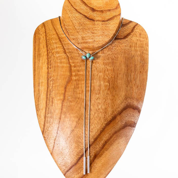 Moxie Maine - Wholesale Pendant/Charm Necklace - 702: Turquoise Arch Cluster Snake Chain Bolo Necklace 9251