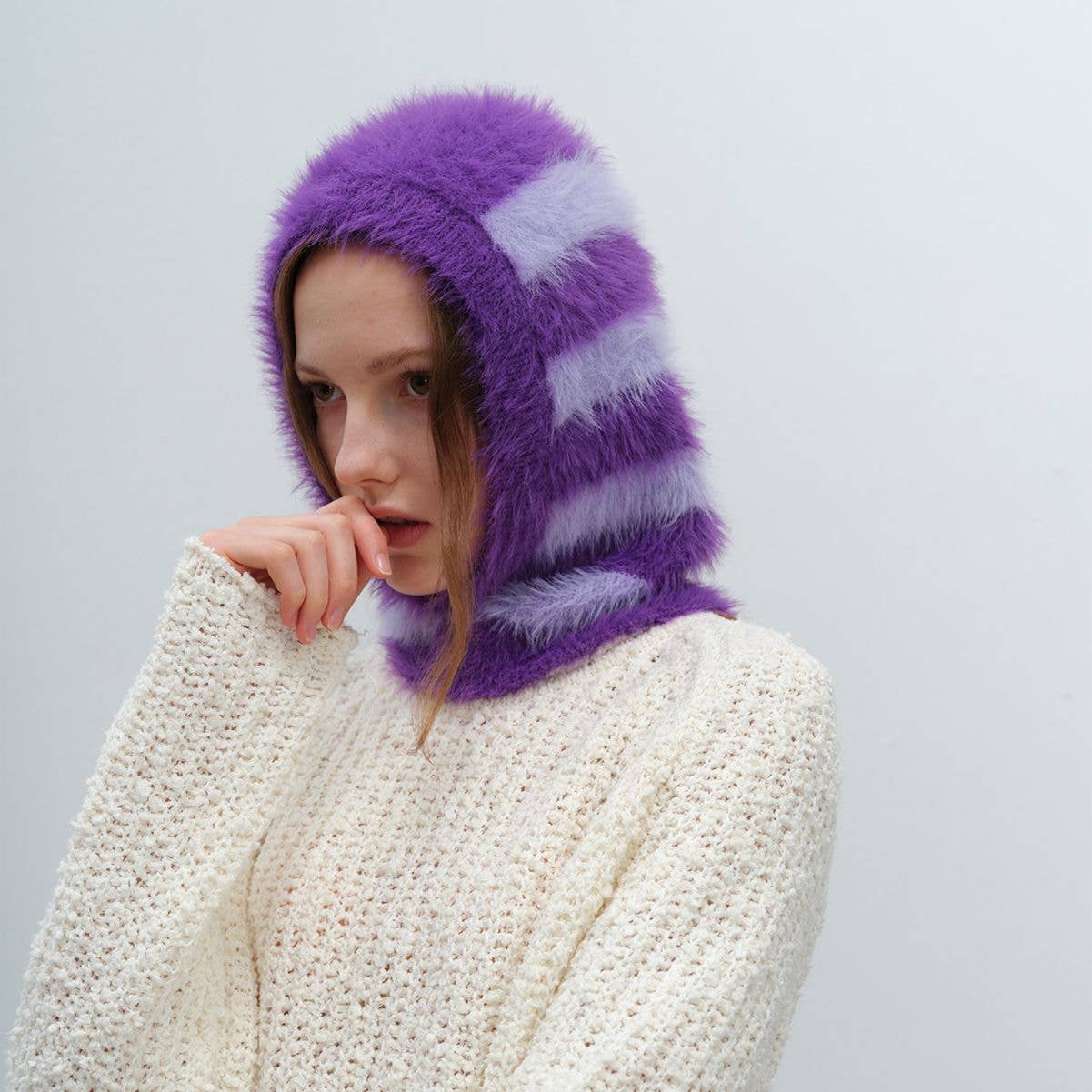 Dipped Shop – Engroshandel Beanie - Dame – Stribet farveblok pulloverhattørklæde DPS16158