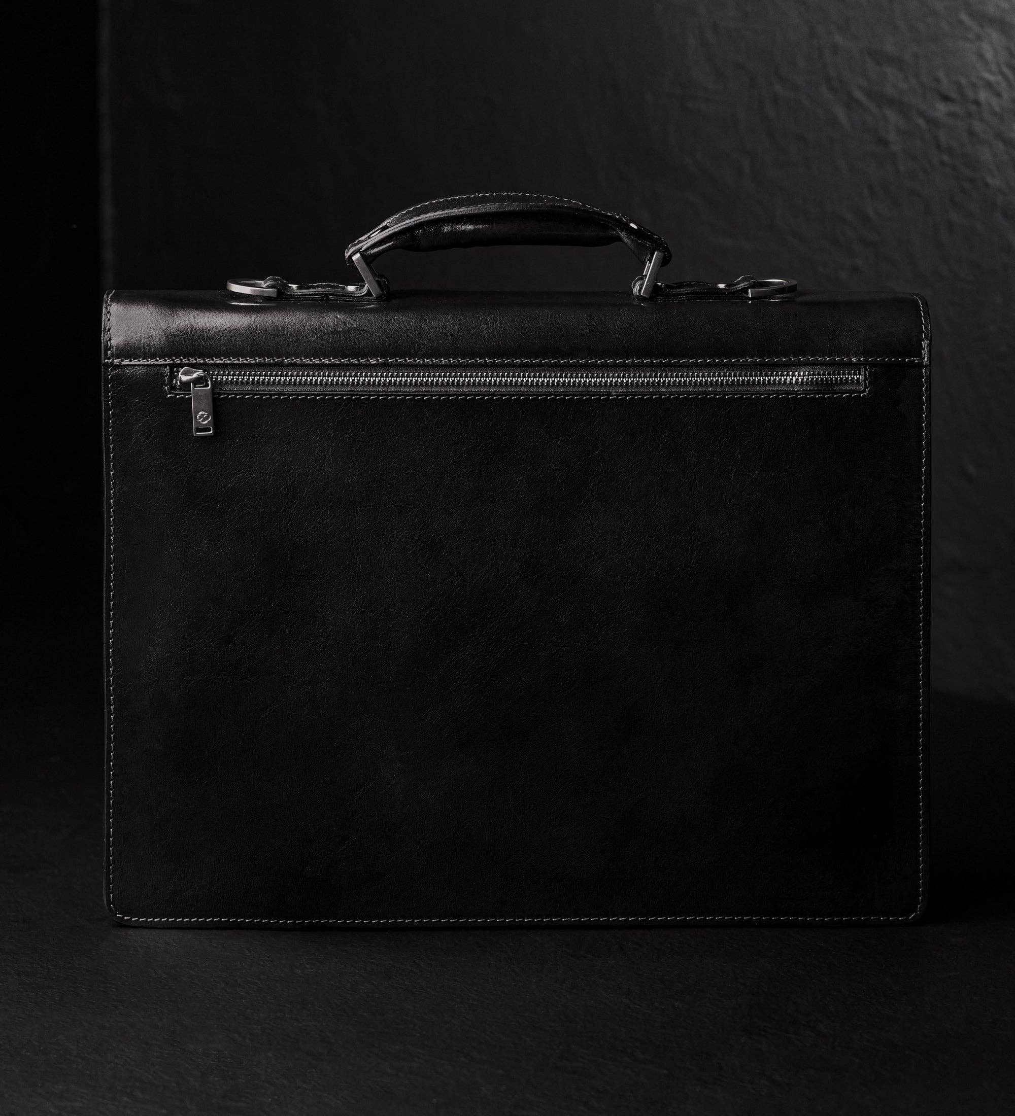 Time Resistance – Großhandel Aktentasche – Unisex – Klassische Design-Lederaktentasche - Der Magus15