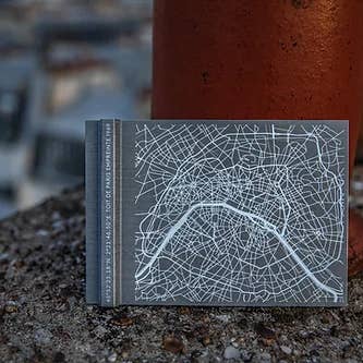 Map of Paris box for wholesale by Toit de Paris