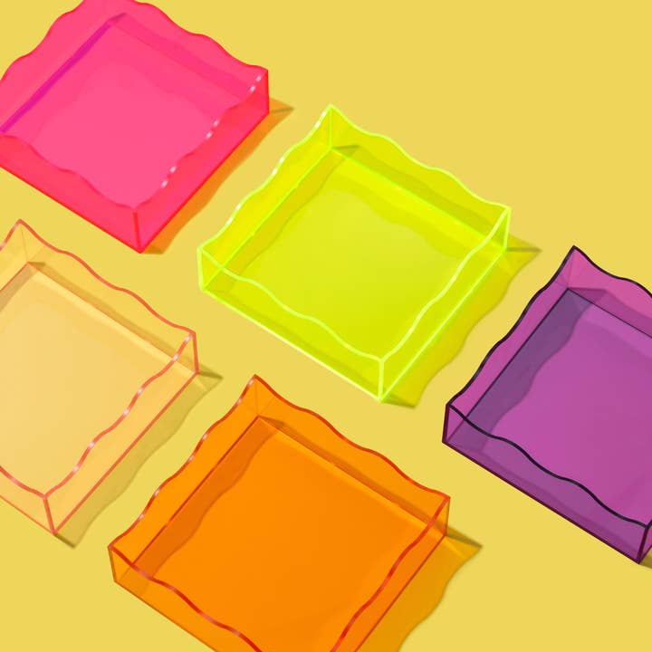 Taylor Elliott Designs – Bandeja decorativa por atacado – Tabuleiro Ondulado Quadrado Rosa Claro - Mín. 2 (TRAY-07)2