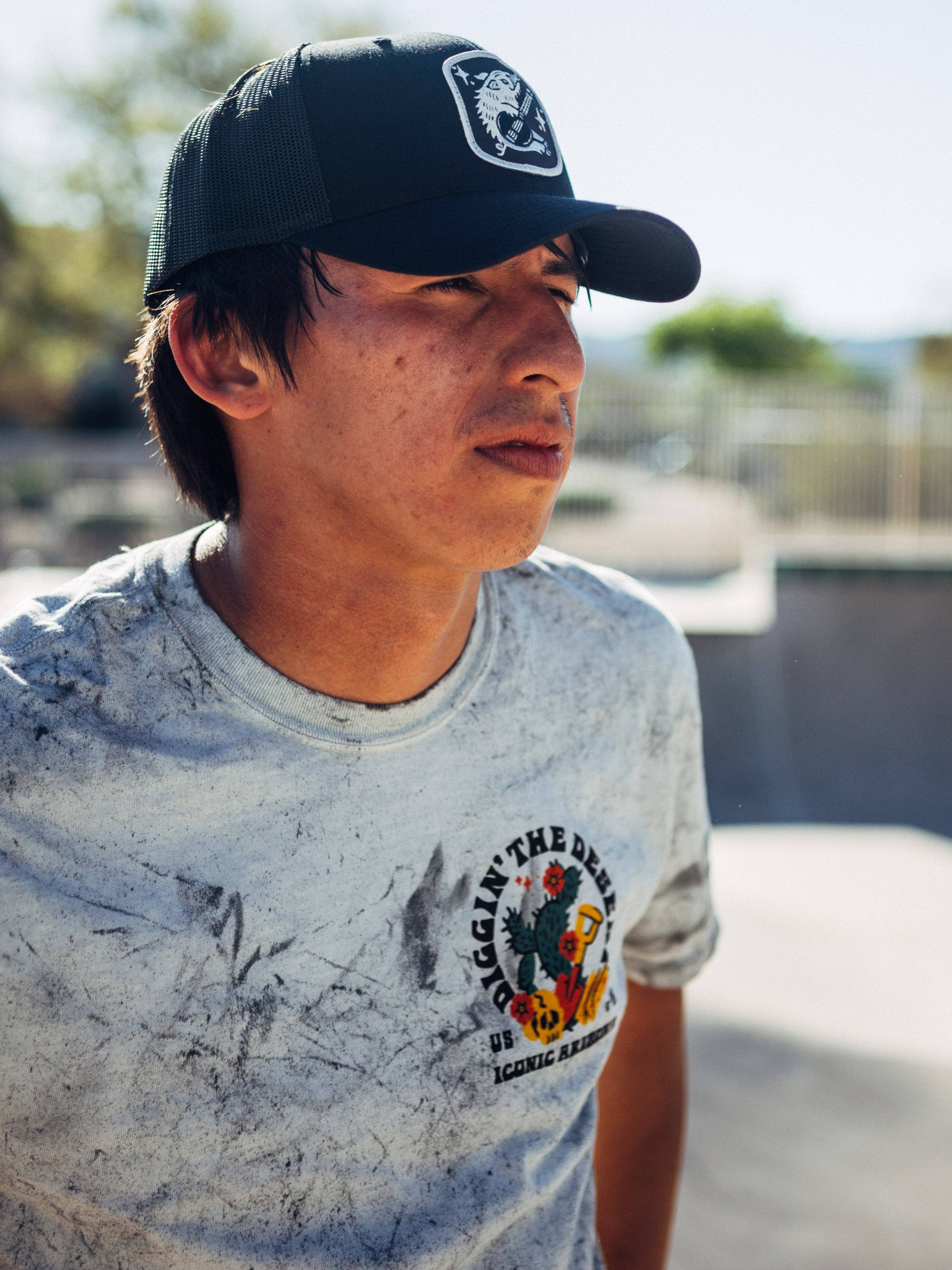 Iconic Arizona - Wholesale Screen Printed T-Shirt - Unisex - Diggin the Desert Unisex Tee2