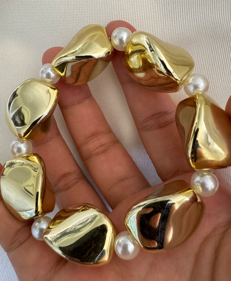 HoopLa - Wholesale Jewelry Set - Barbara-Nugget Bead Metal 14K Gold, Stretch4