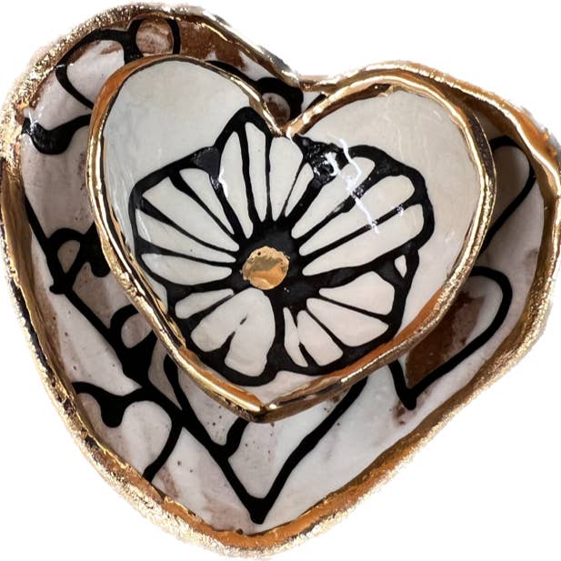 Hsieh Clay SF – Engroshandel Smykkeskål – Håndlavet hjerteformet smykkefat med blomster og 22 kt guldkant6