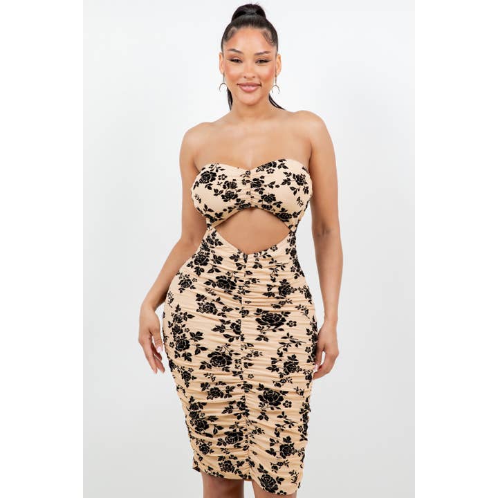 VESTIDO TUBO DE VELUDO COM MESH DRAPEADO E RECORTE por atacado de Uptown Apparel