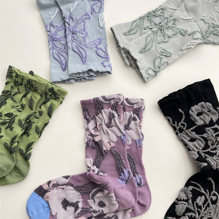 Tourtiwi - Wholesale Socks – Women's - Boho Floral Embroidered Crew Socks11