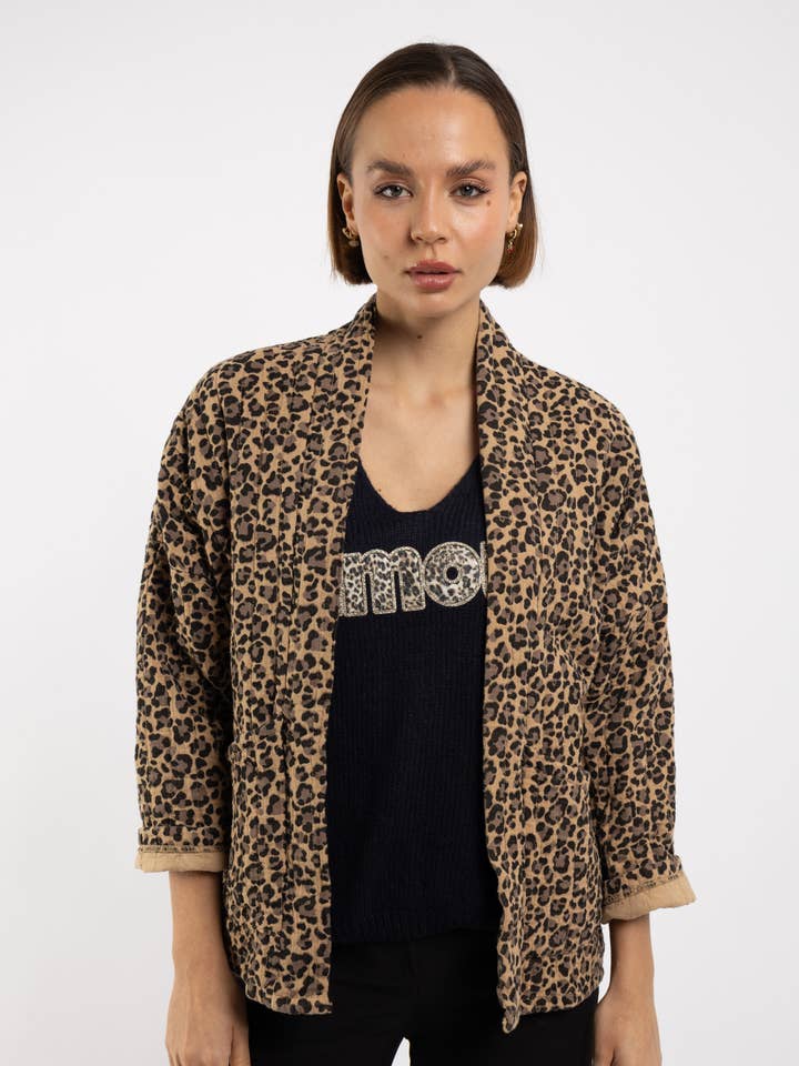Mimi & Gogo – Großhandel Jacke – Damen – Gesteppte Jacke aus Baumwollgaze mit Leopardenmuster @5343_VeLeoMatela6