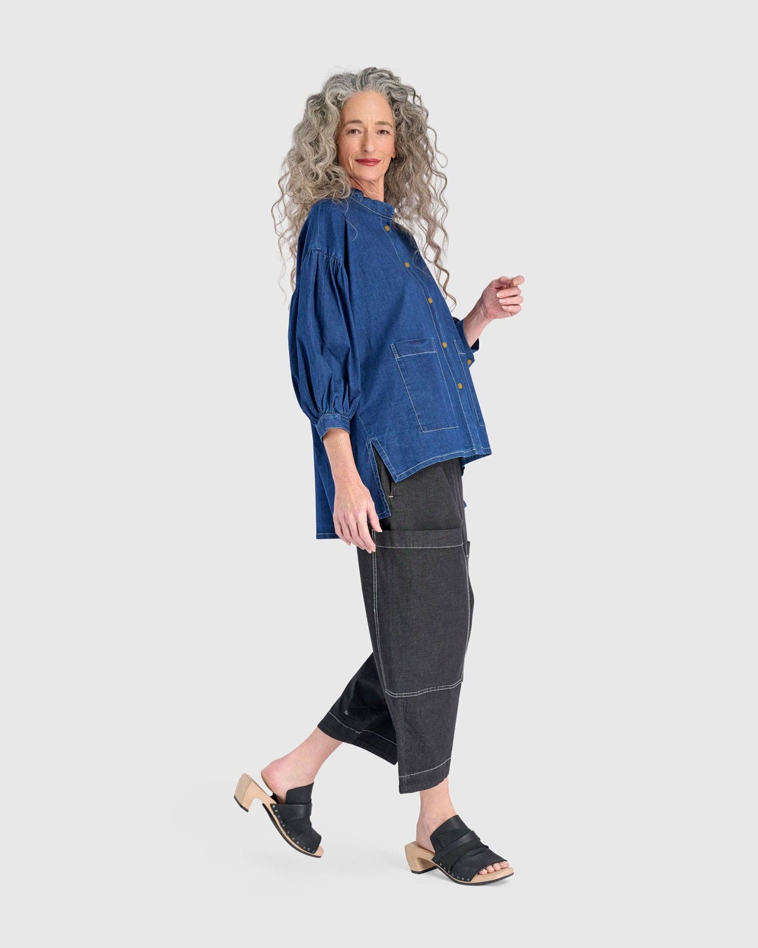 Bold Barrel Capri Pants, Jet Denim for wholesale on Faire3