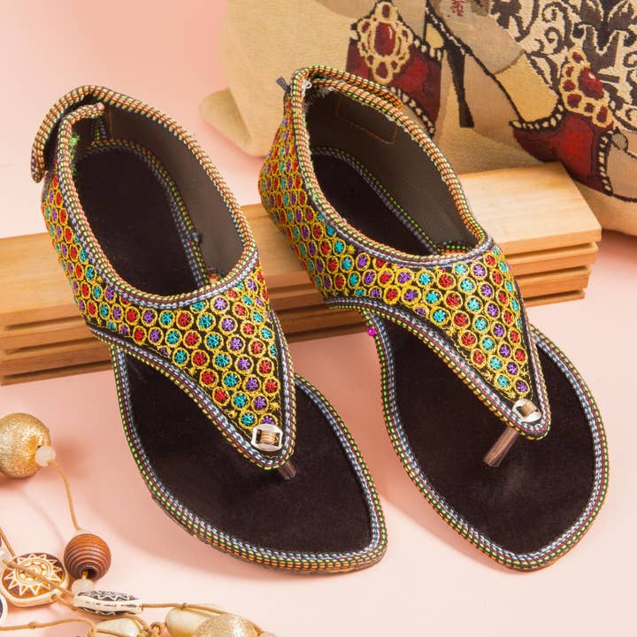 Tibet Boutique España - Vente Sandales – femme - Sandale fermée avec attache cheville mod 52