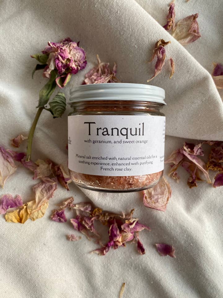 Tranquil – Botanical Bath Salt with Wooden Spoon for wholesale by Fresh Naturelle Botanique Corp.