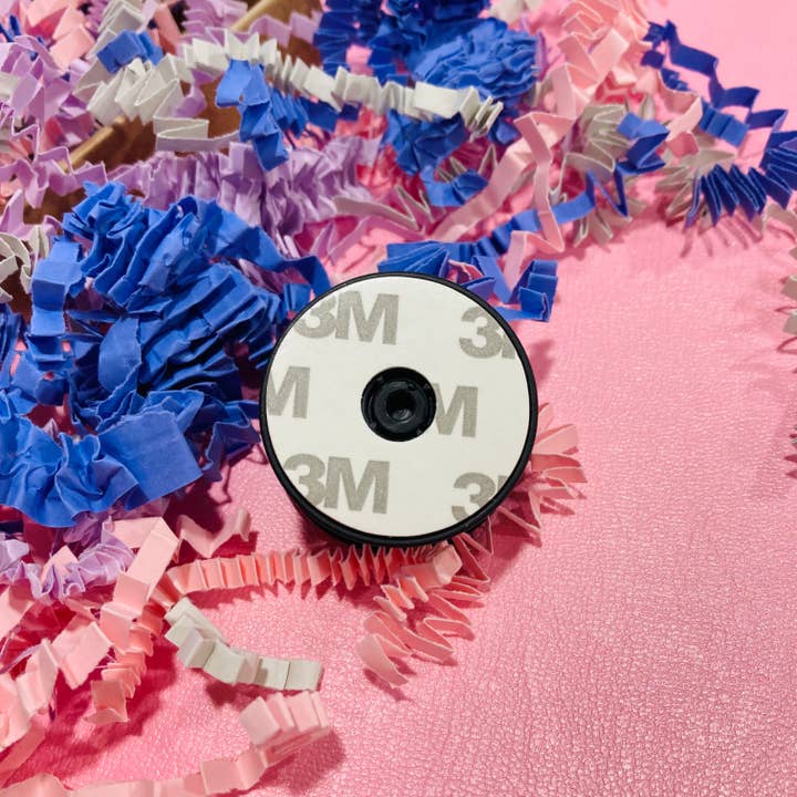 Chapter & Ink - Wholesale Magnet - Dark Romance Bookish Kindle Grip/Holder3