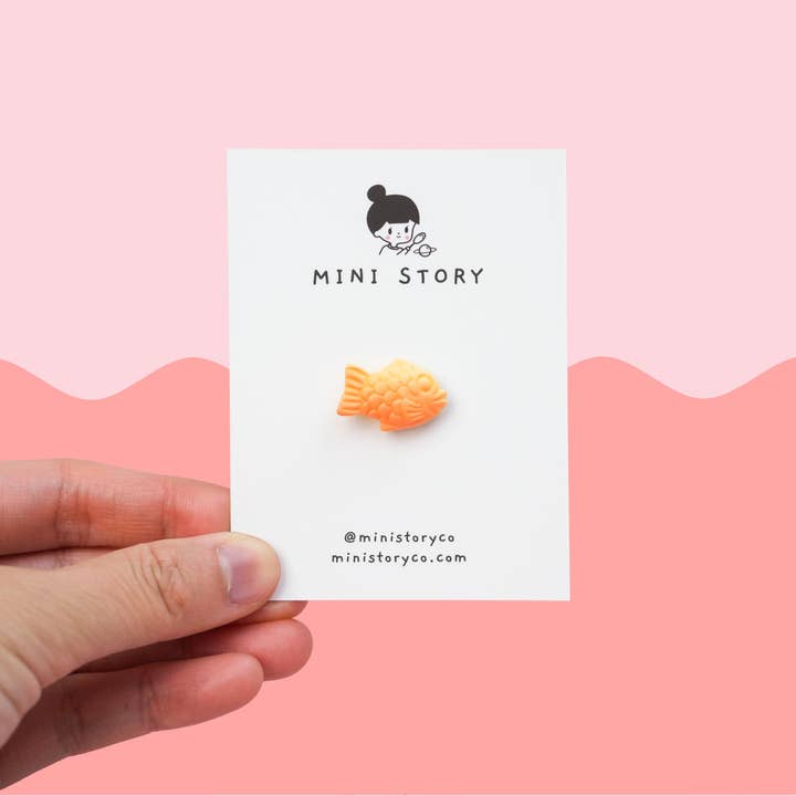Fish-shaped Pastry Pin | Japanese Taiyaki Brooch | Korean Bungeoppang Fish Bread Pin | Asian Street Food Pin | Foodie Gifts for Friends for wholesale by Mini Story Co