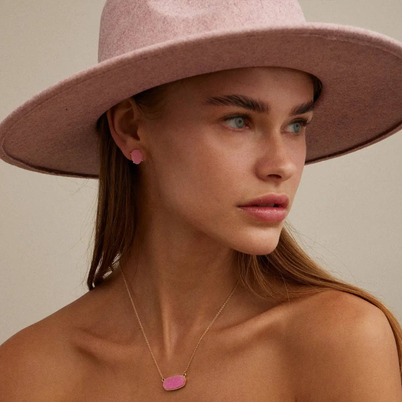 Frem - Vendita all'ingrosso Orecchini a bottone - Orecchini a bottone in pietra druzy a forma organica25