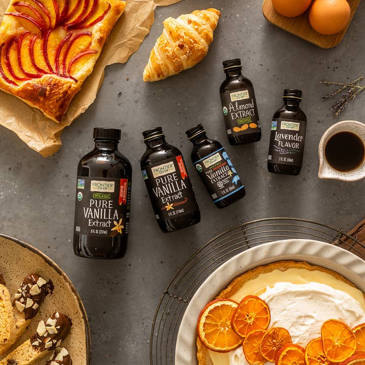 Frontier Co-op - Wholesale Vanilla/Fruit Extract - Pure Vanilla Extract, Certified Organic, Kosher, 4 Fl Oz4