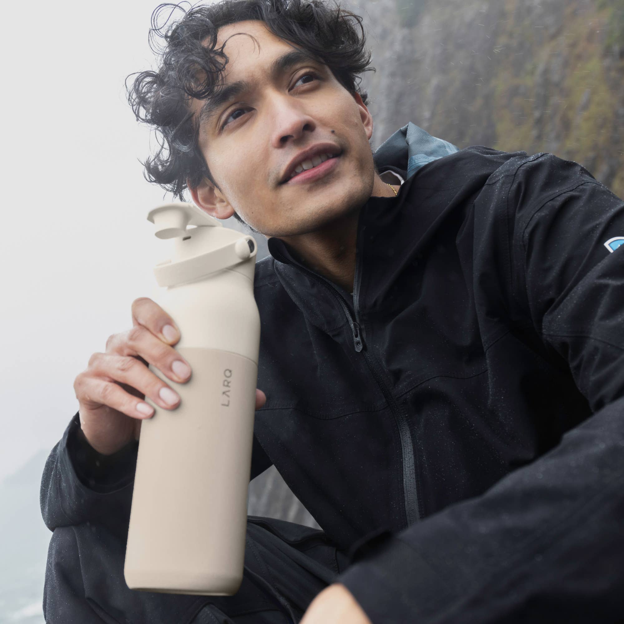 LARQ - Wholesale Water Bottle - LARQ PureVis2 23oz - Smart Water Bottle - Mojave Dune4