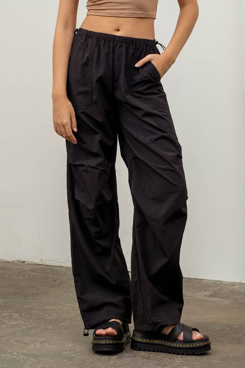 The Workshop Studio - Wholesale Pants - Women's - DRAWSTRING PARACHUTE PANTS0