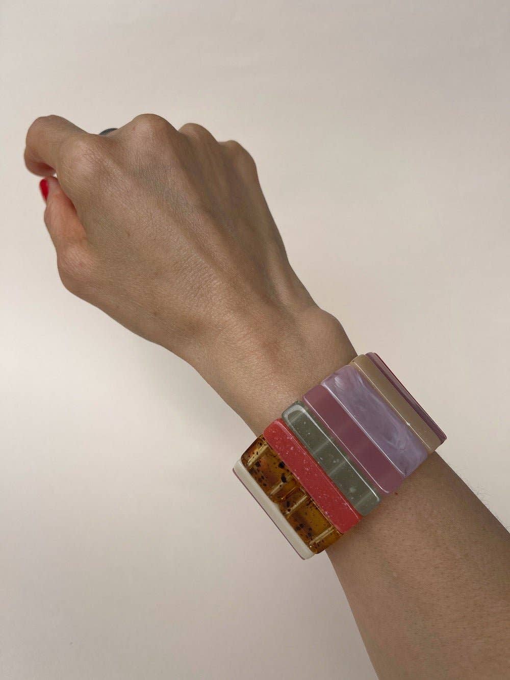 TIEFENBACHER LEHMANN - Vendita all'ingrosso Bracciali a catena e a maglie - Bracciale acrilico multicolore con stecche5