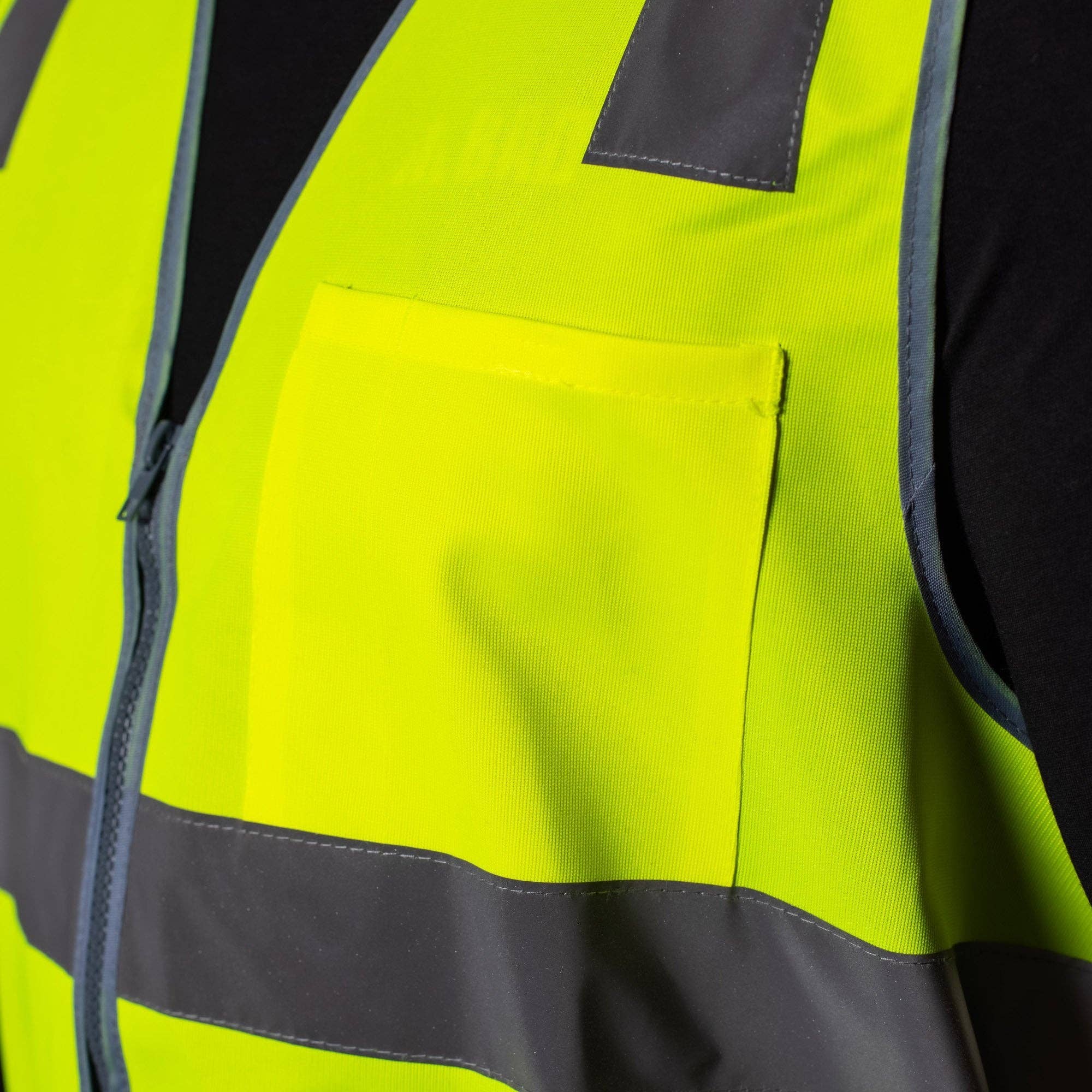 BAD WORKWEAR - Wholesale Safety vest – Unisex - BAD® HI-VIS DAY/NIGHT ZIP SAFETY VEST4