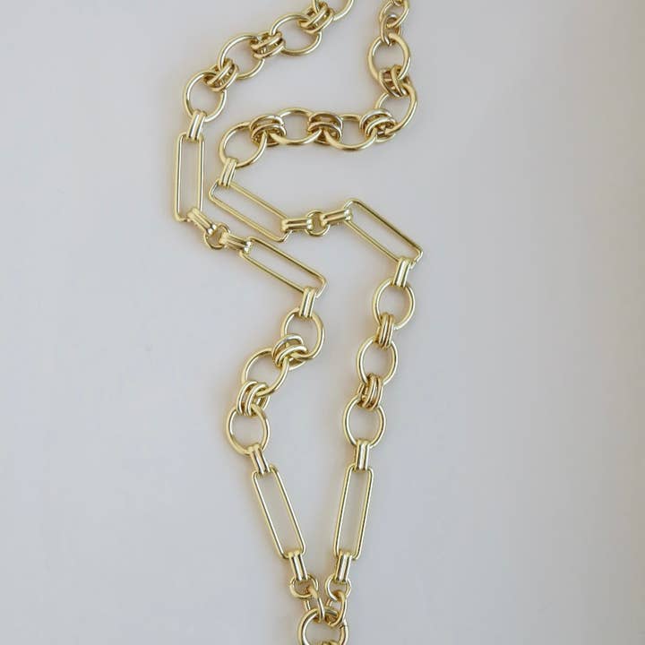 Boutique Suarez Co. - Wholesale Link & Chain Necklace - Louvre Extension Link Charm Holder Necklace - Clicker Clasp - add charms0