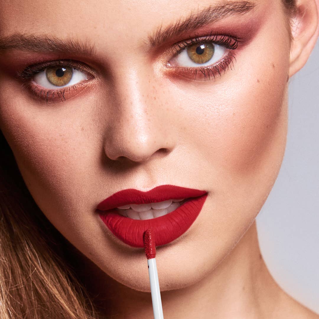 Dobner Kosmetik - Vendita all'ingrosso Rossetti - LIQUIDLIPS Rossetto liquido opaco - 02 Rosso speziato2