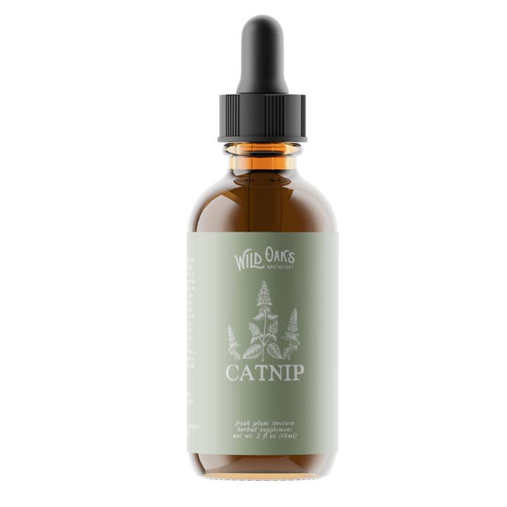 Tintura Catnip per la vendita all'ingrosso da parte di Wild Oaks Apothecary