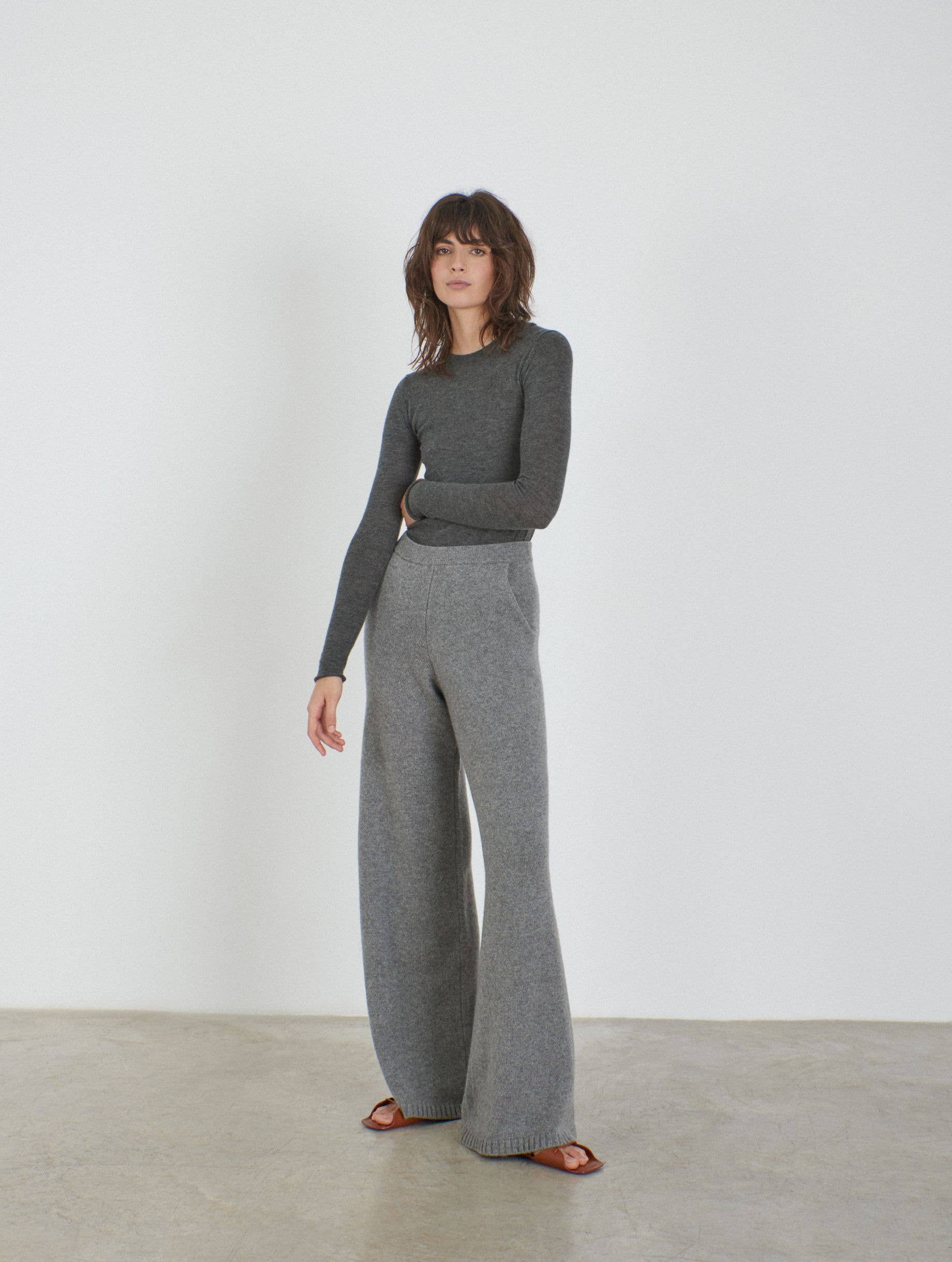 Leap Concept - Wholesale Pants - Women's - LUCA cashmere knitted wide pants3