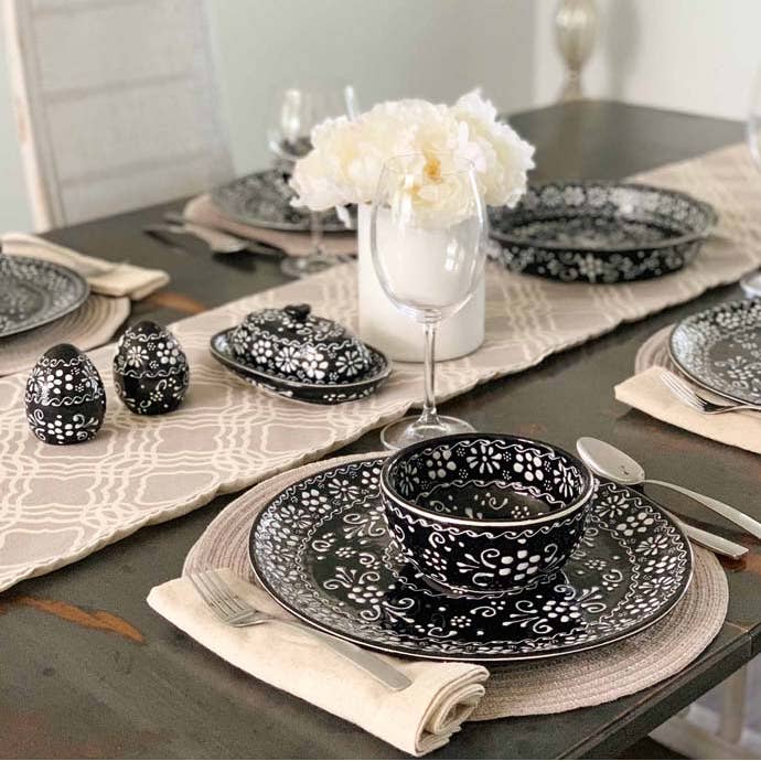 Global Crafts - Vente Beurriers - Encantada Beurrier en poterie fait main, encre1