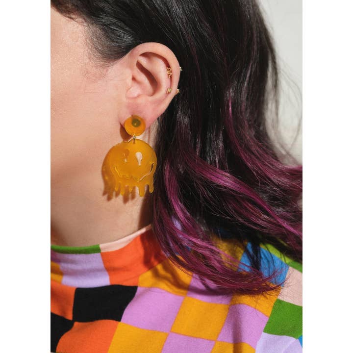 Sleepy Mountain - Wholesale Dangle Earrings - Melted Smiley Face Dangle Earrings4