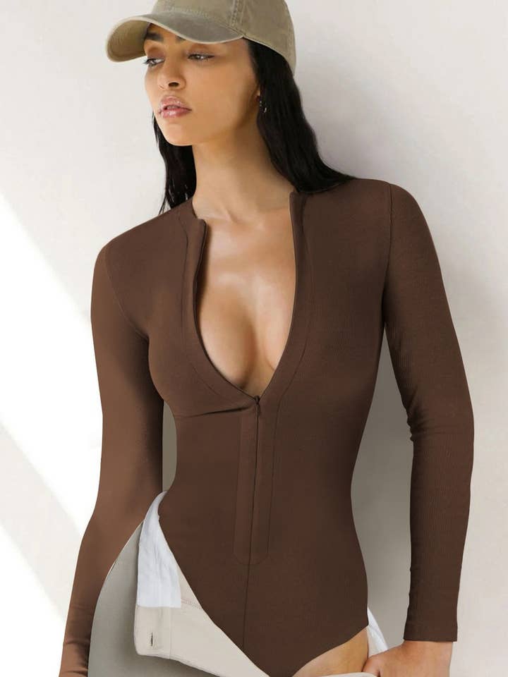 Lily Clothing - Wholesale Bodysuit - Women's - SEXY ZIP UP LONG SLEEVE TOPS BODYSUITS_CWSBS01108