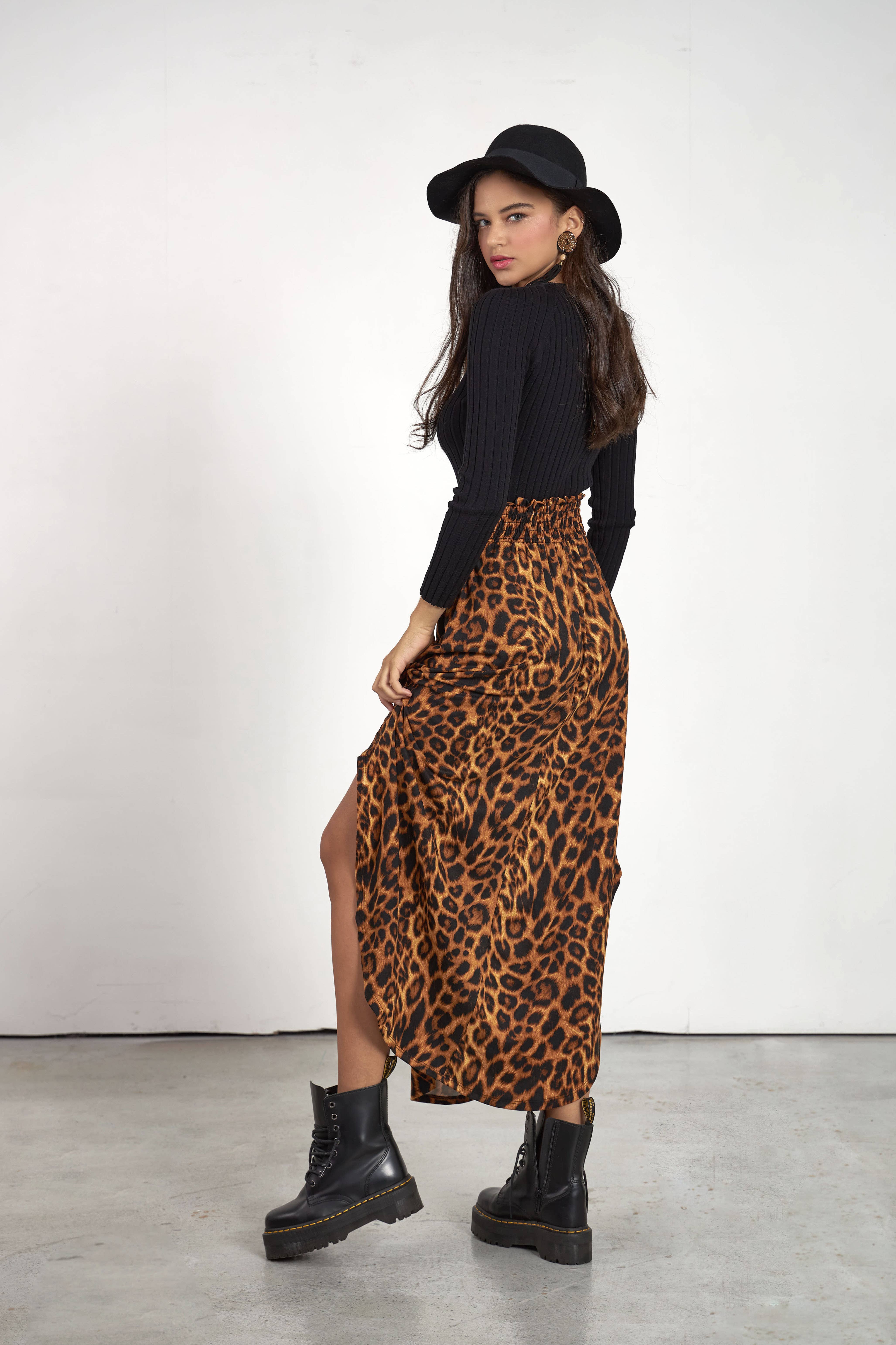 noflik - Venta al por mayor Falda - Mujer - Falda Maxi con Cintura Elástica Fruncida y Dobladillo Curvado -NS1000_2