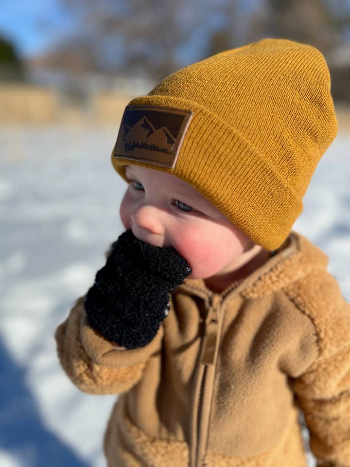 Småbarn Senap Montana Mössa för wholesale av Montana Tees