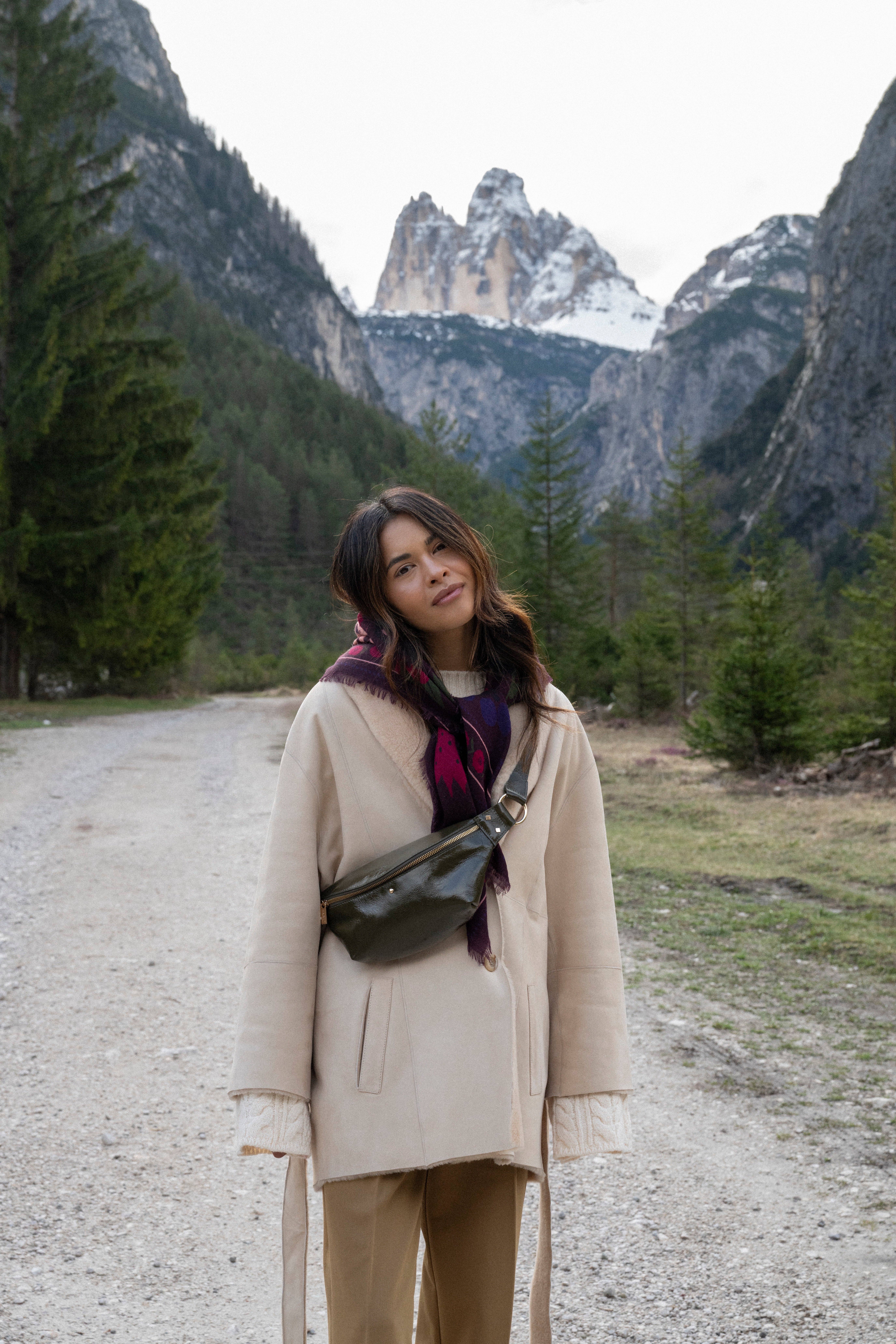 Maradji - Vendita all'ingrosso Marsupio - Donna - Marsupio Nicole in pelle verniciata color kaki1