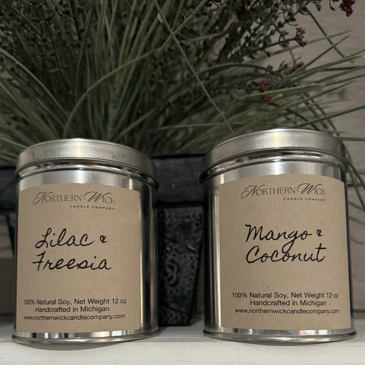 Kaars van 100% soja, houten lont van 12 oz - Mango & Coconut voor wholesale door Northern Wick Candle Company