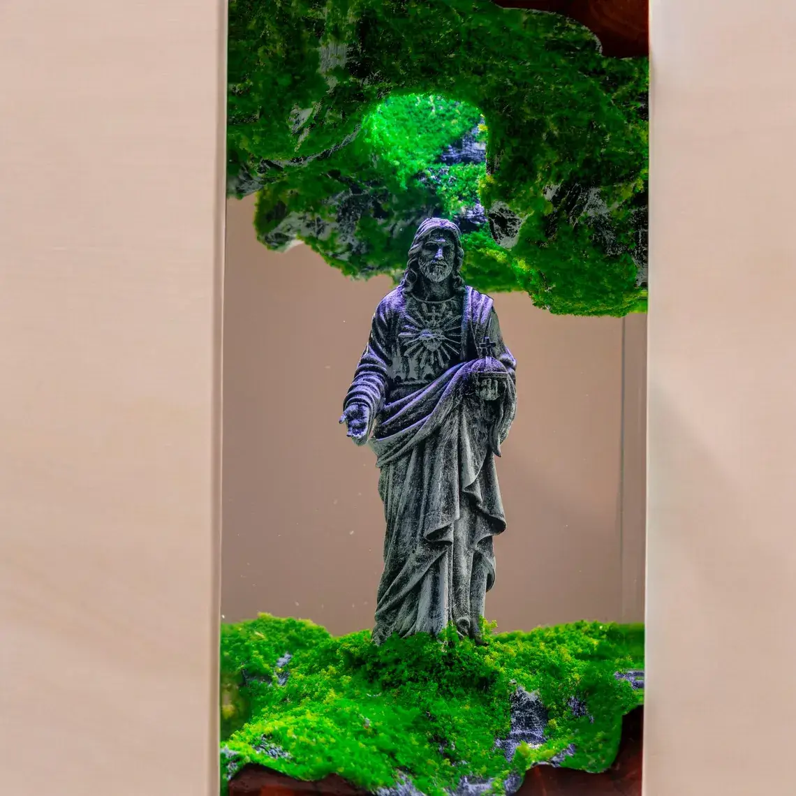 Merchemy - Vente Veilleuses - Lampe en résine faite à la main Jésus Cadeau chrétien Décoration veilleuse5