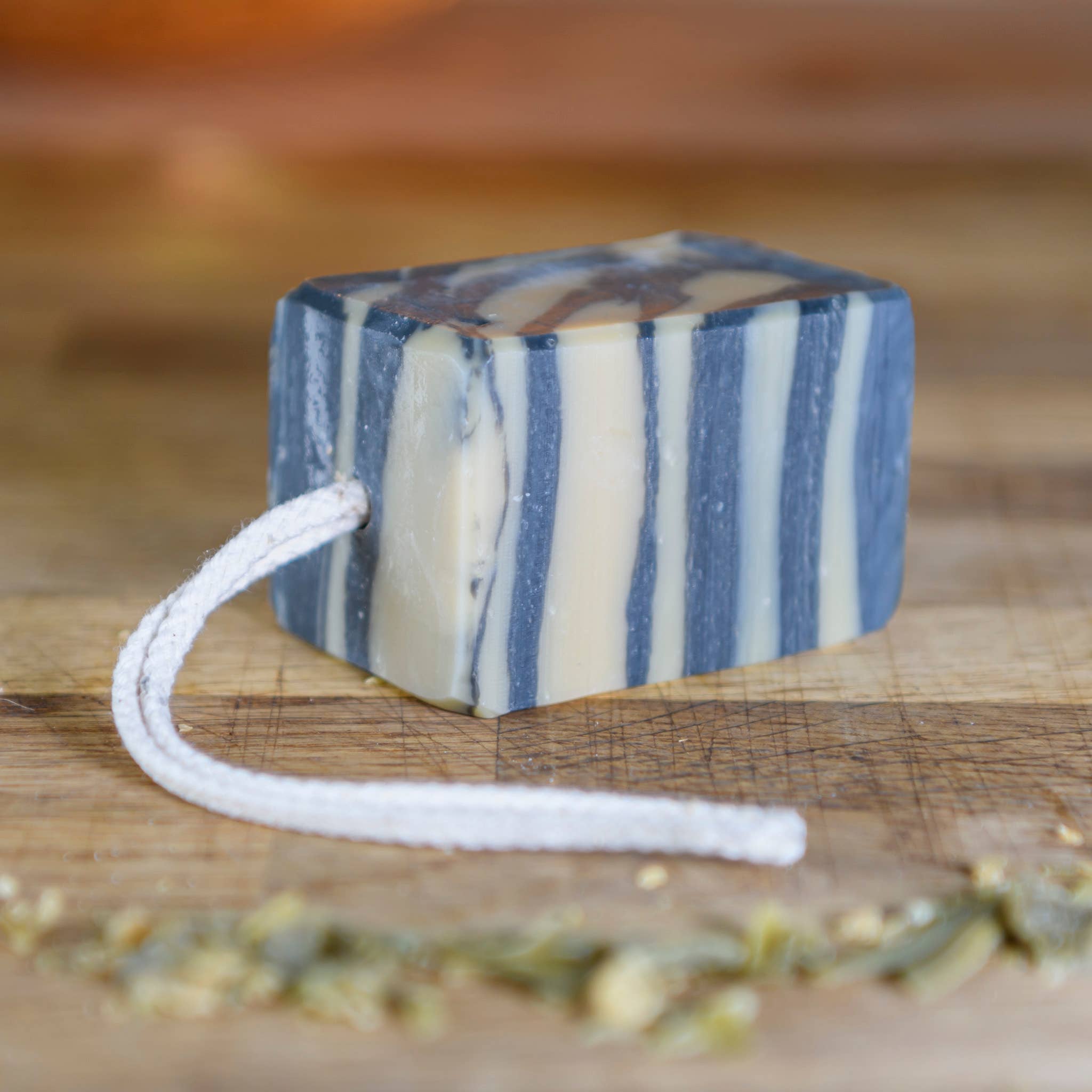 Savonnerie de la Buèges - Wholesale Bar Soap - Benzoin soap1