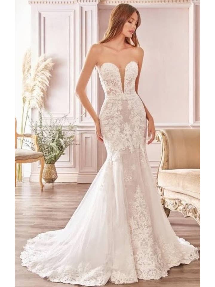 Bröllopsklänningar för wholesale av MischkaCo