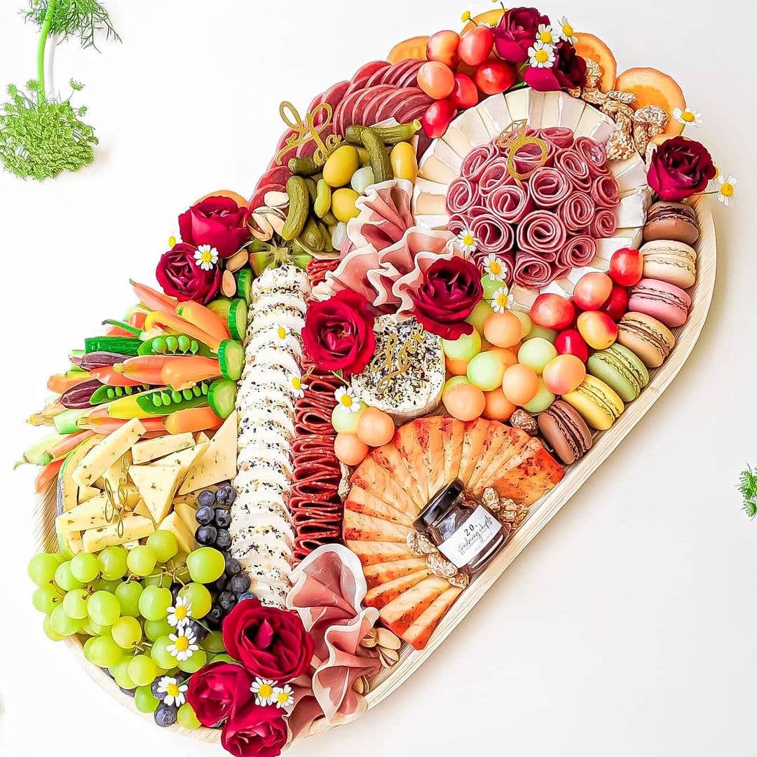 Charity Leaf – Großhandel Serviertabletts – Palm Leaf Großes Tablett — 55,9 x 30,5 cm — Packung mit 10 Fächern1